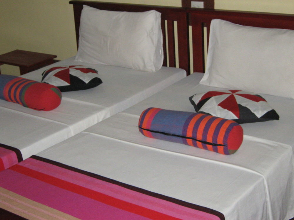 Zen Rooms Modern City Inn Negombo Exterior foto