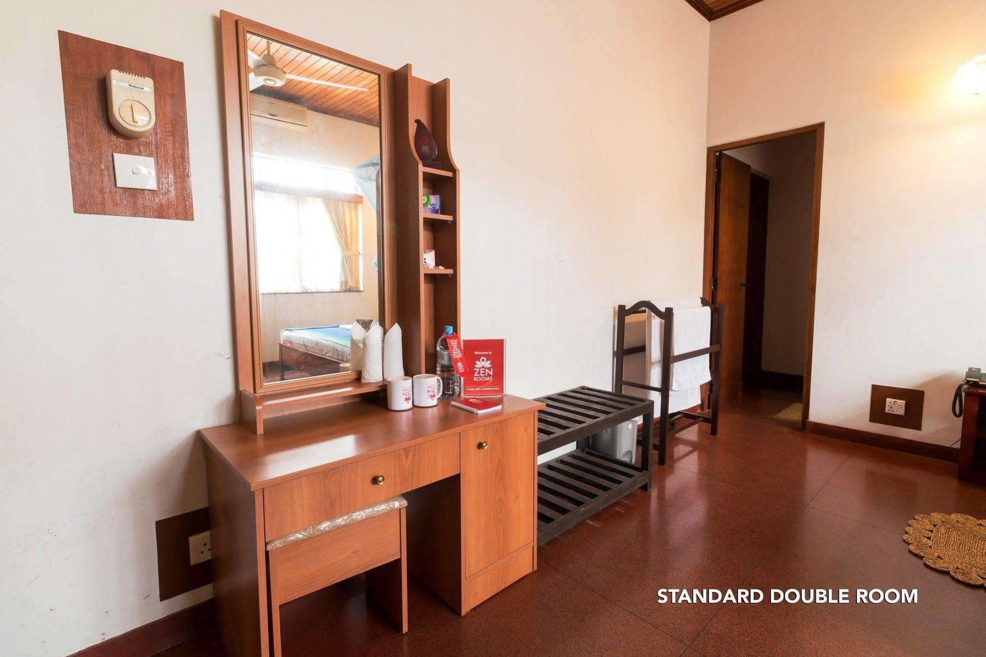 Zen Rooms Modern City Inn Negombo Exterior foto
